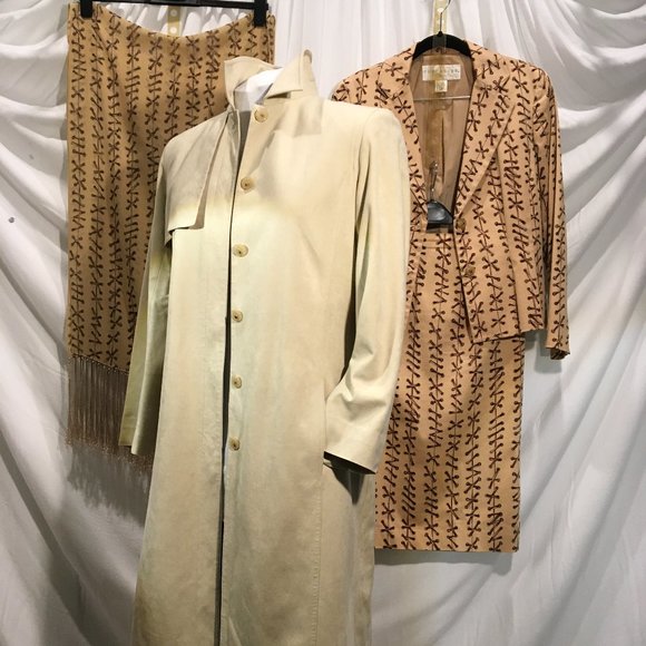 Coat, Skirt Suit and Scarf Ensemble (sz 6/8)